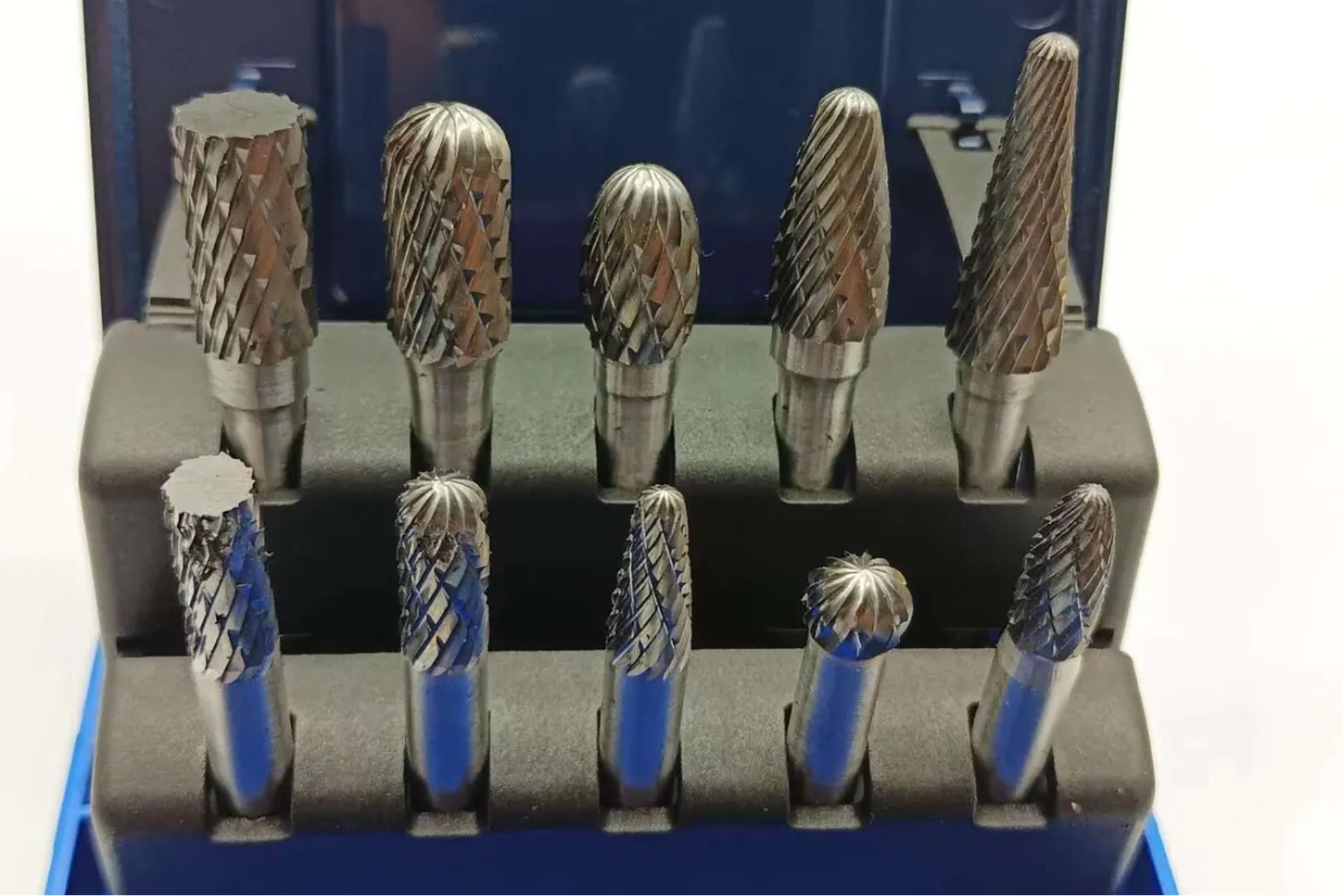 Carbide Die Grinder Bits: The Key to Precision and Efficiency - shape, material, longevity, grinder bits, efficiency, design, carbide