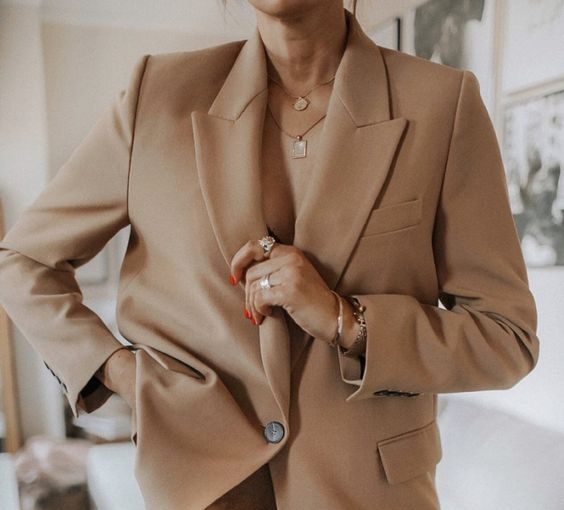 Nature's Warmth in Your Wardrobe: Autumn's Most Stunning Brown and Beige Outfits Nature's Warmth in Your Wardrobe: Autumn's Most Stunning Brown and Beige Outfits - woman fashion, style motivation, earthy tones outfits, Autumn Outfits