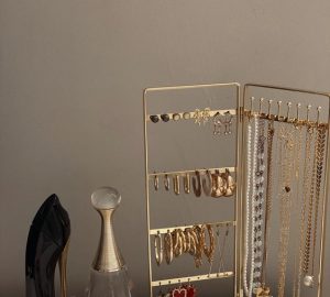 Tips to Organize Your Jewelry for Easy Access and Elegance - jewelry organization, jewelry, how to organise your jewelry