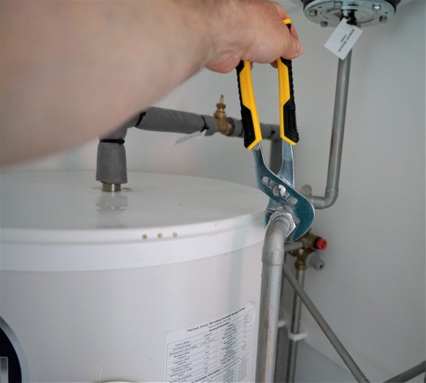 You Should Not DIY These 4 Plumbing Problems - repair, problems, plumbing, expertise, diagnose