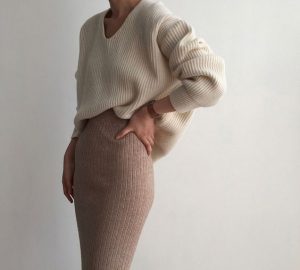 Outfit Ideas for Your Knitted Pencil Skirt - knited pencil skirt outfits, knited pencil skirt