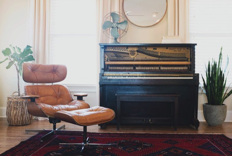Classic and Classy: Furniture Designs That Never Go Out of Style - furniture, designs, decor trends, coffee tables, chesterfield sofa, armrests