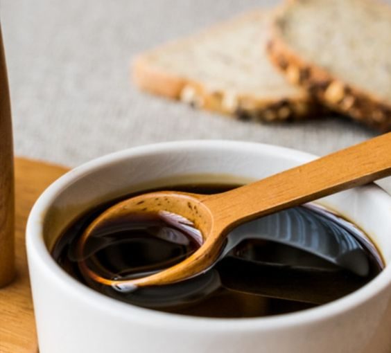 Molasses, Your All-in-One Mineral-Boosting Sweet Solution - molasses use, molasses recipes, molasses