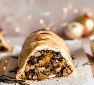 Create Culinary Magic with this Vegetarian Christmas Dinner Spread - vegetarian christmas menu, vegetarian Christmas food