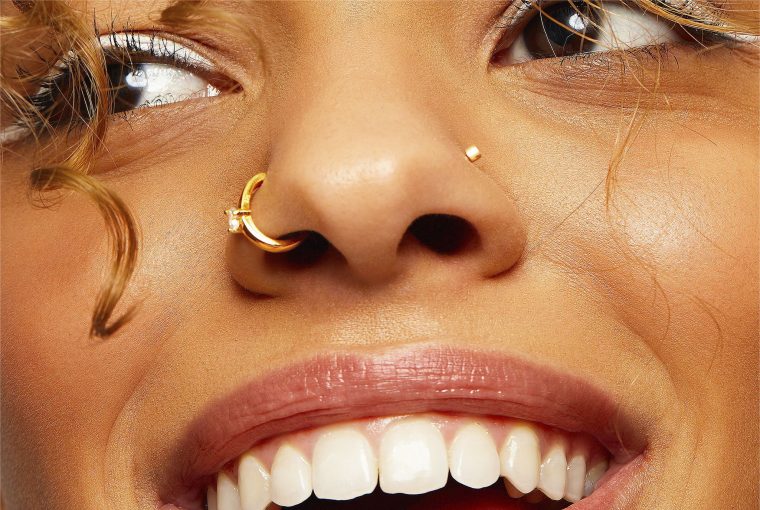 Nose Piercing Pain: What To Expect And How To Manage It - professional piercer, post-piercing pain, pain relief, nose piercing, Lifestyle, healing, aftercare