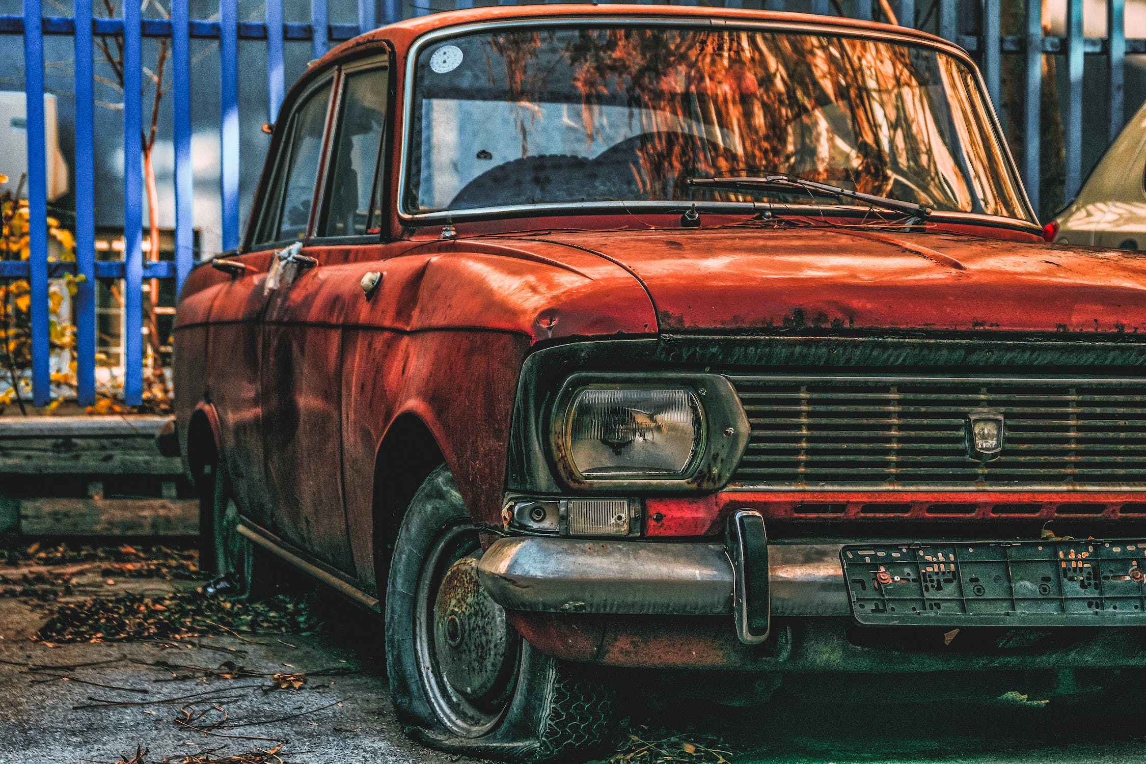 A Few Steps You’ll Want to Take Before You Sell Your Junk Car - sell, paperwork, junk car, documents, clean it out, appraisal