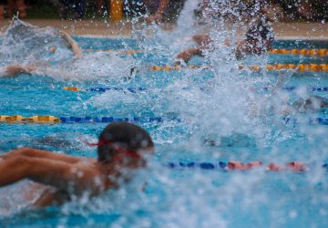 How Learning a New Skill in a Group Setting Could Be Beneficial for Children - swimming class, successes, new skill, mistakes, learning, diversity, children