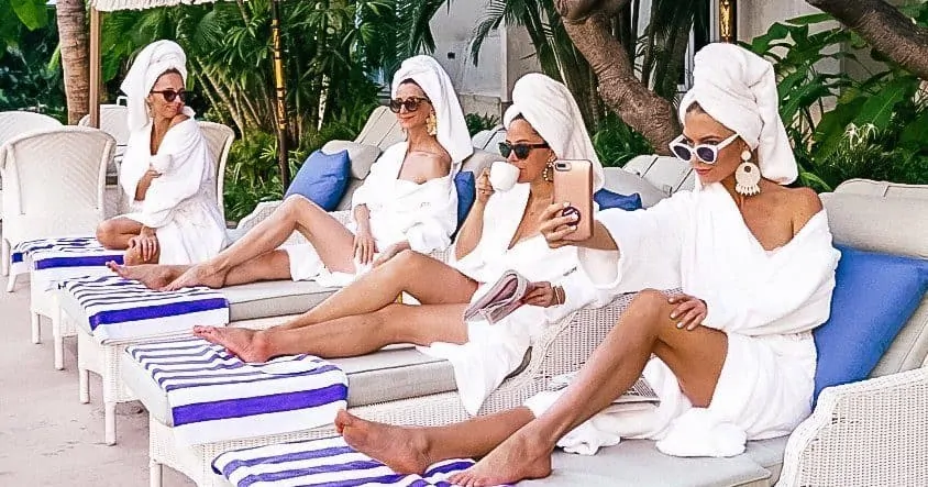 Planning a Chic Girls' Weekend Getaway? Here's What Every Fashionable Woman Needs - women, trip, Lifestyle, chic refreshments
