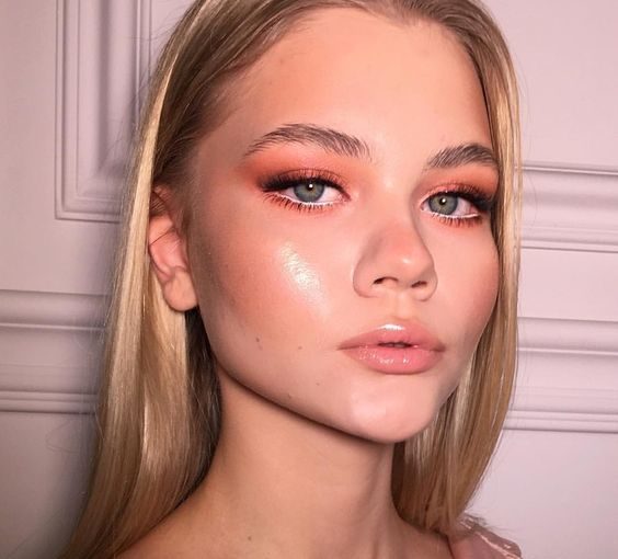Your Guide to Flawless Makeup with the Color of 2024 - Peach Fuzz - the make up color of 2024, peach fuzz make up