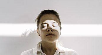 Negative Thinking Syndrome: The Importance of Being Present in the Now