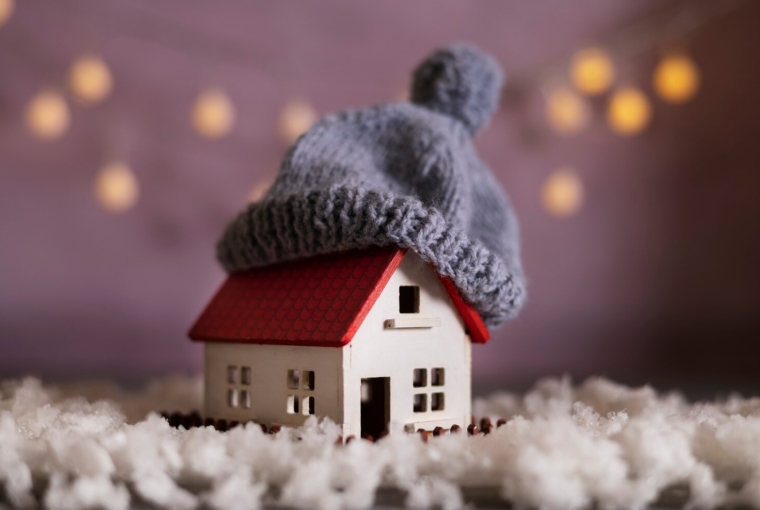 3 Household Chores You Should Do Before Winter Ends - winter home maintenance, window and door drafts, weatherstripping, utility bills, roof inspection, insulation, ice dams, HVAC specialist, home repairs, furnace maintenance, furnace filter replacement, energy efficiency, eavestrough cleaning, caulking