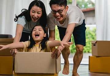 Mastering the Move: 5 Strategies for a Successful Transition to Your New Home - transition, new home, label boxes, house, home