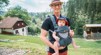 Traveling with a Baby this Thanksgiving? Here’s What Stylish Moms Need to Pack